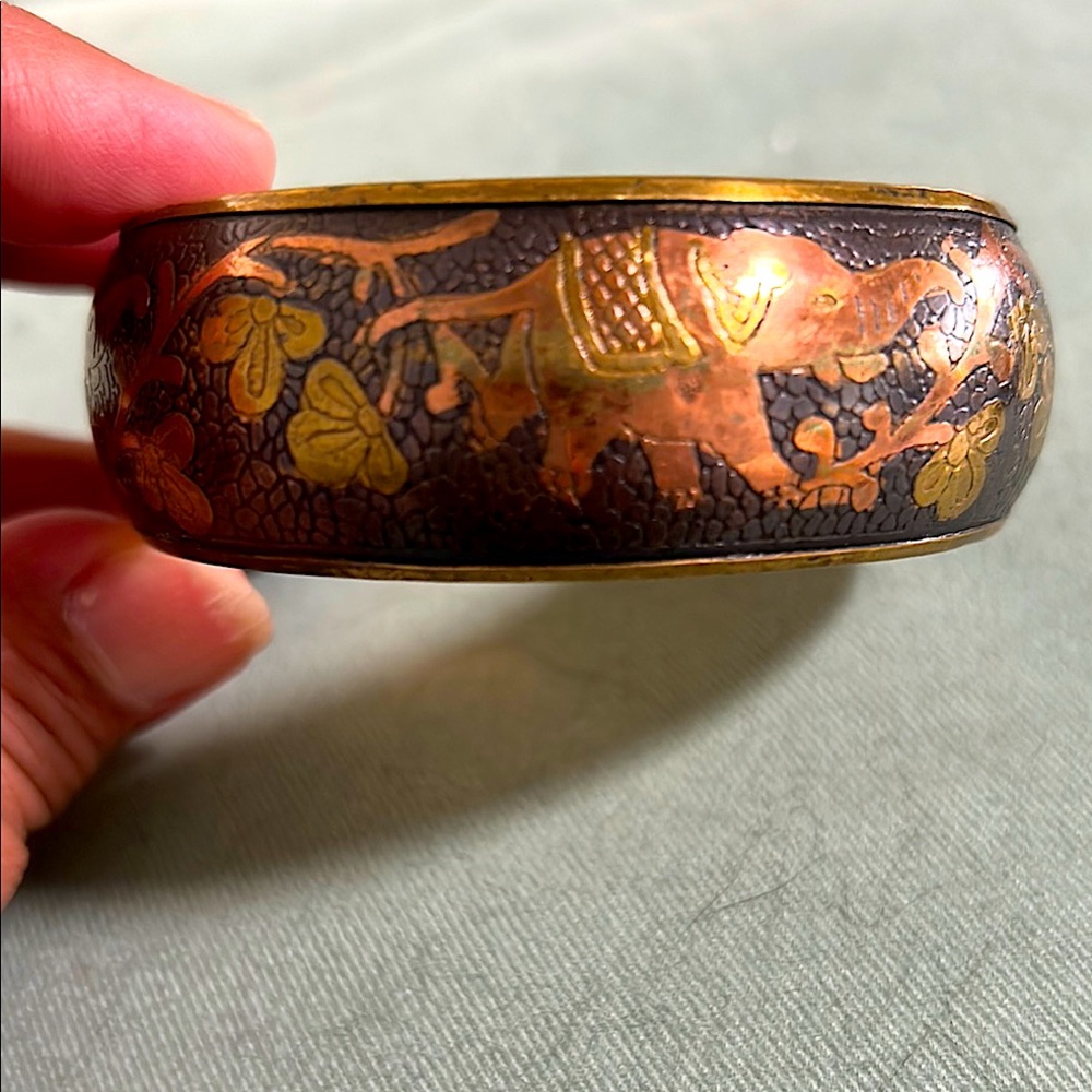 Elephant Design Etched Copper Bangle Bracelet